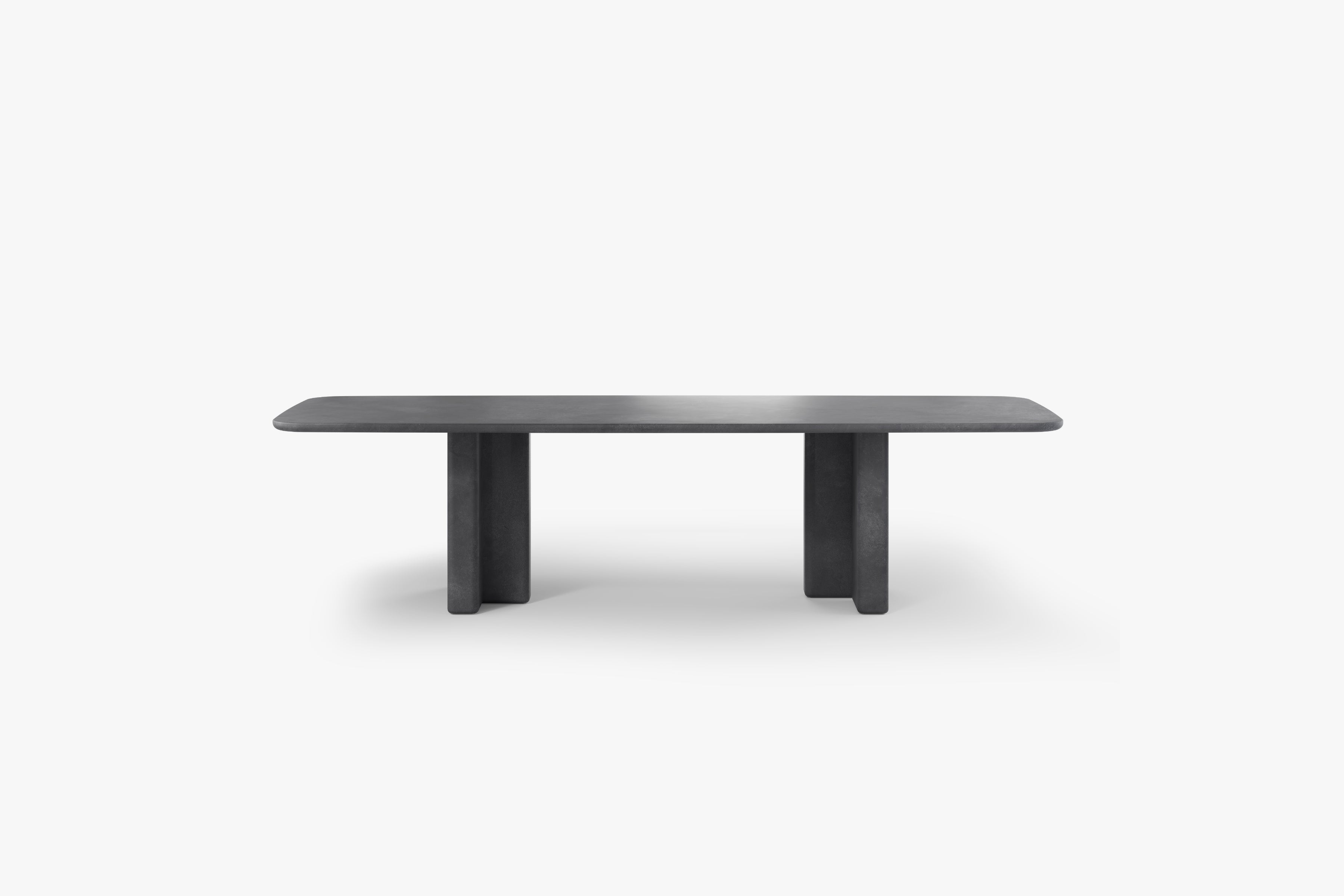 LILI Dining Table