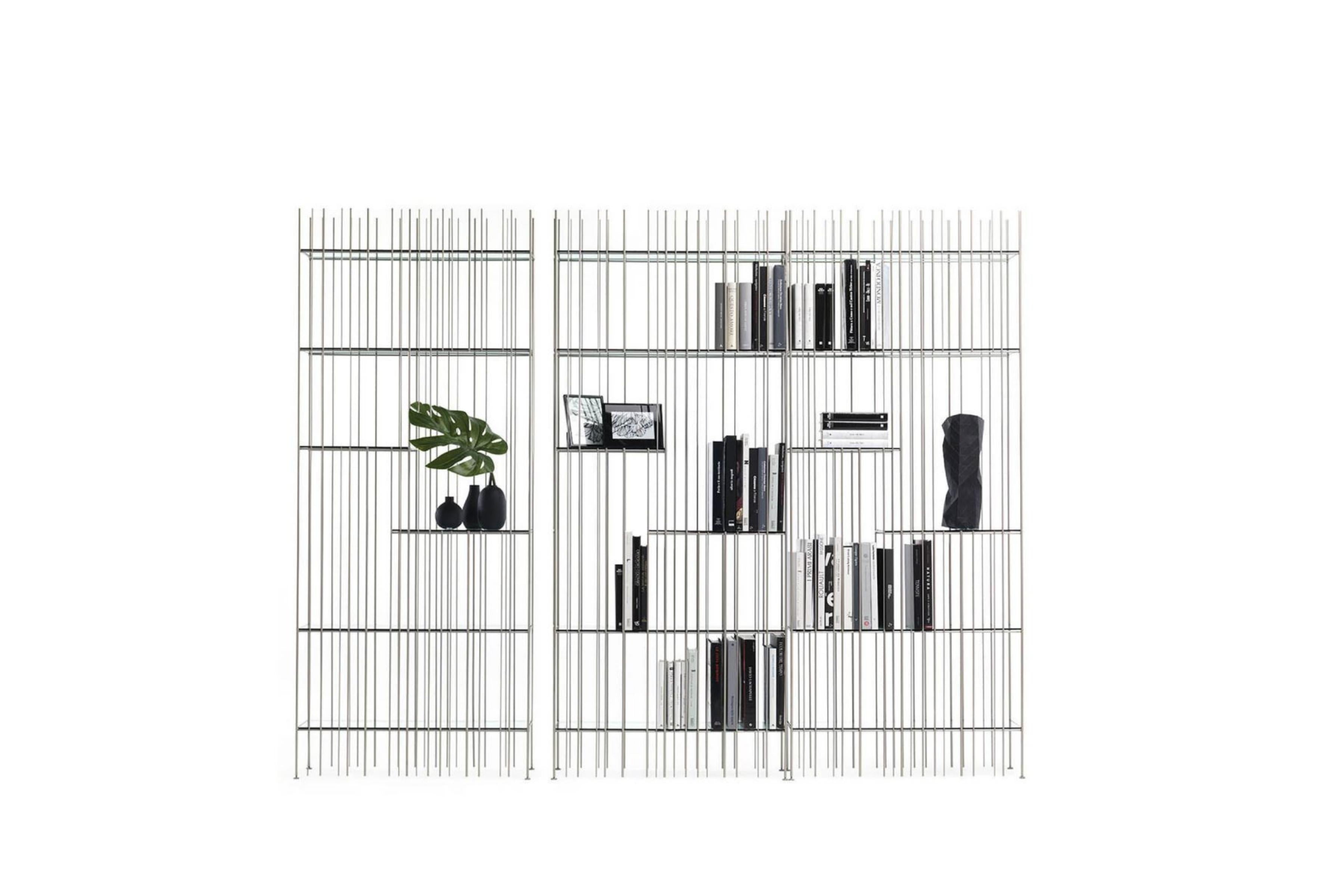METRICA Bookshelf