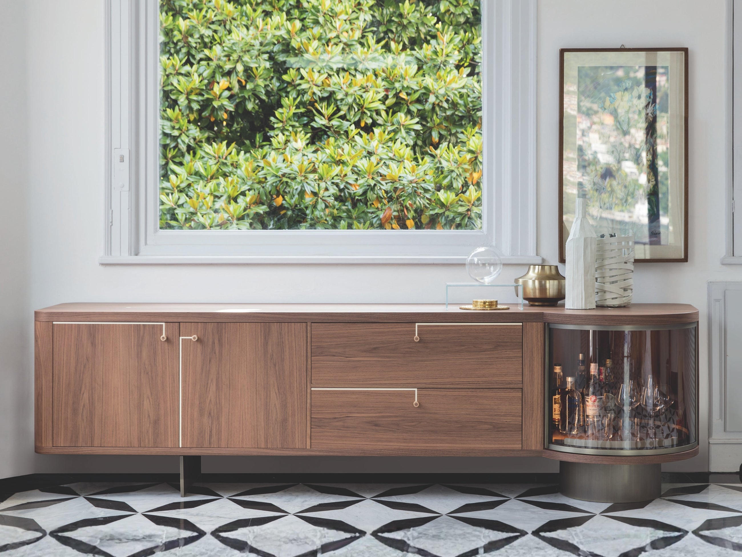 RONDO Bar Cabinet