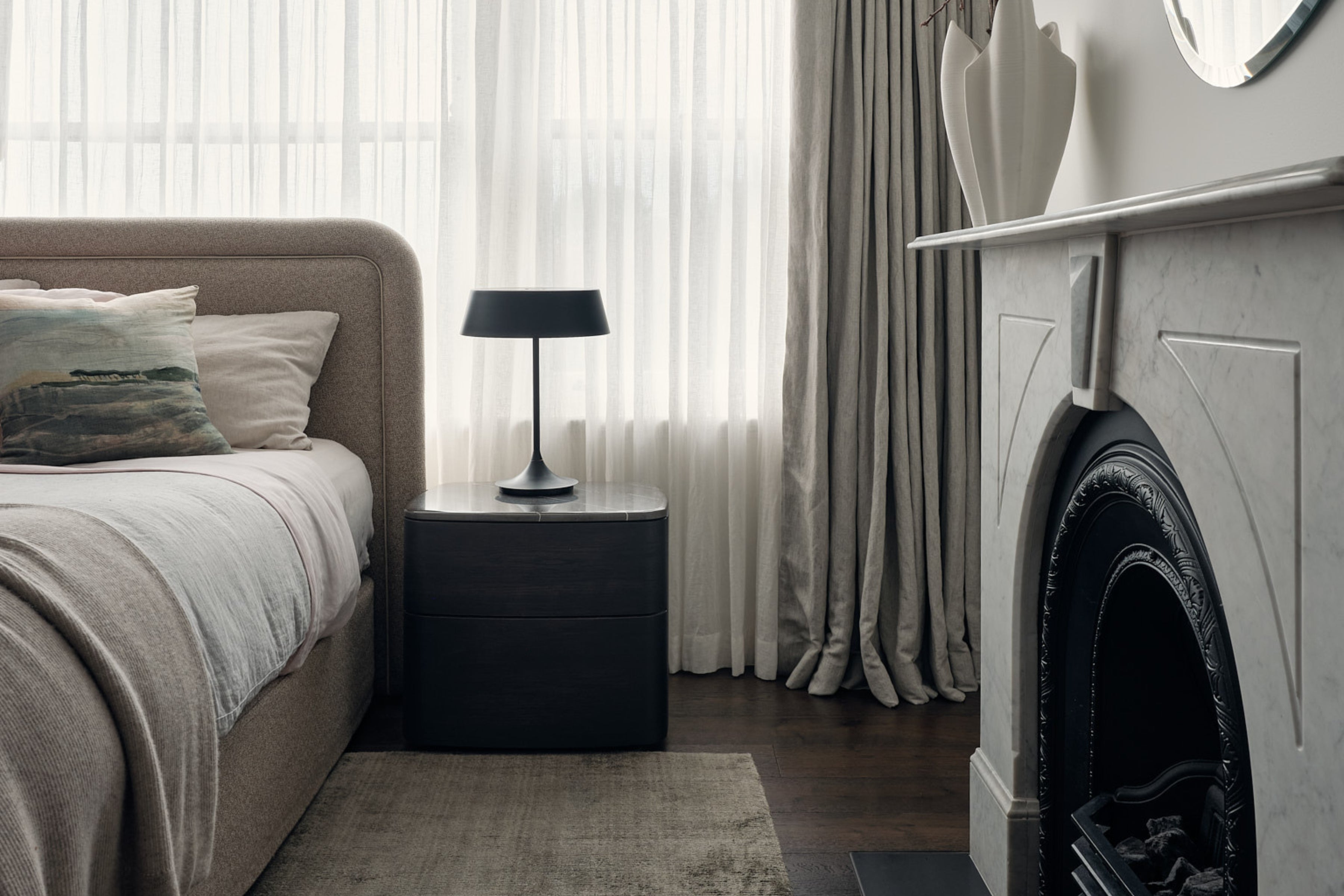 SOLARA Bedside Table